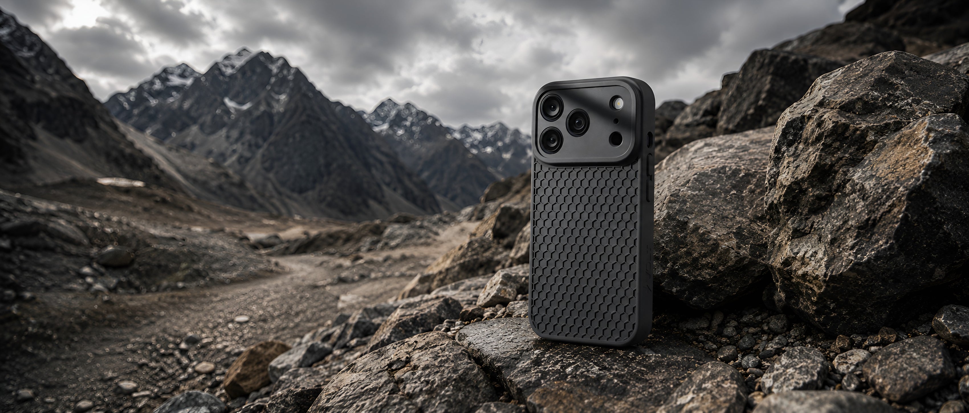 GRIP.
PROTECTION.
REFINED.